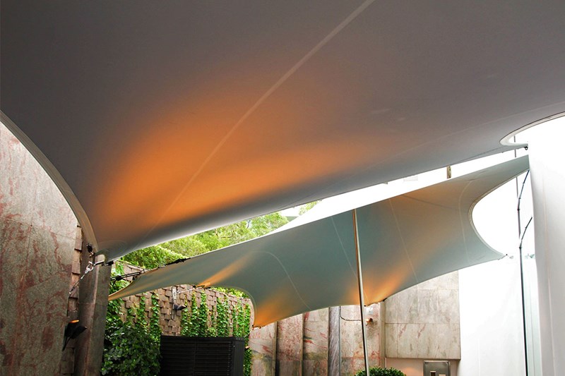 hotel_terrace_cover1.jpg