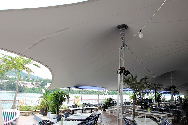 restaurant_cover_2.jpg