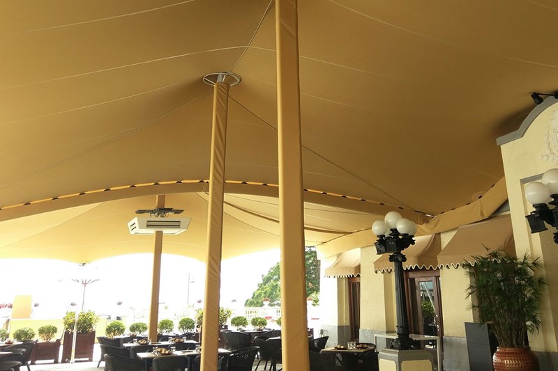 cover_terrace_restaurant_3.jpg